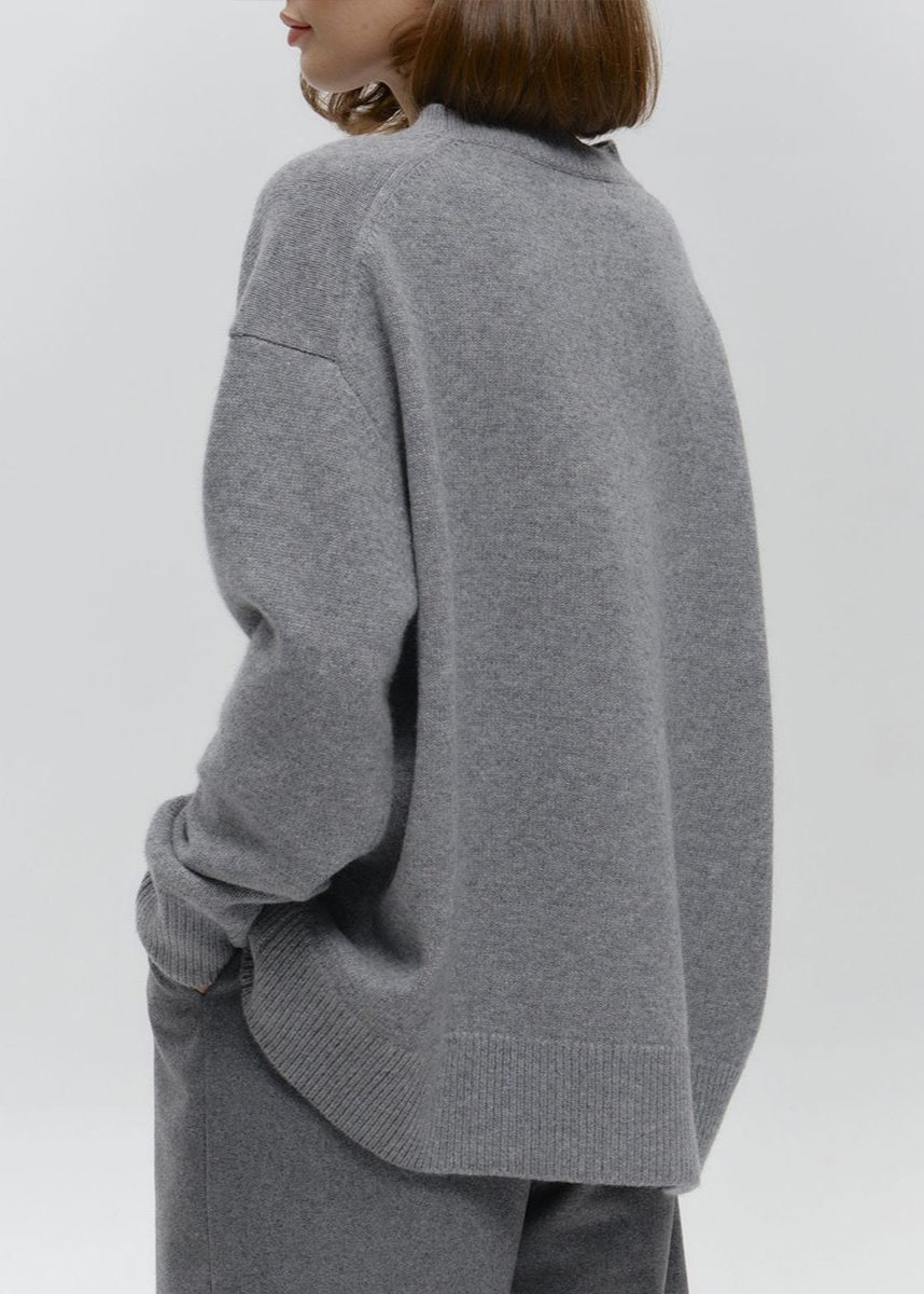 Relaxed Knit Pullover Sweater In Midweight Blend