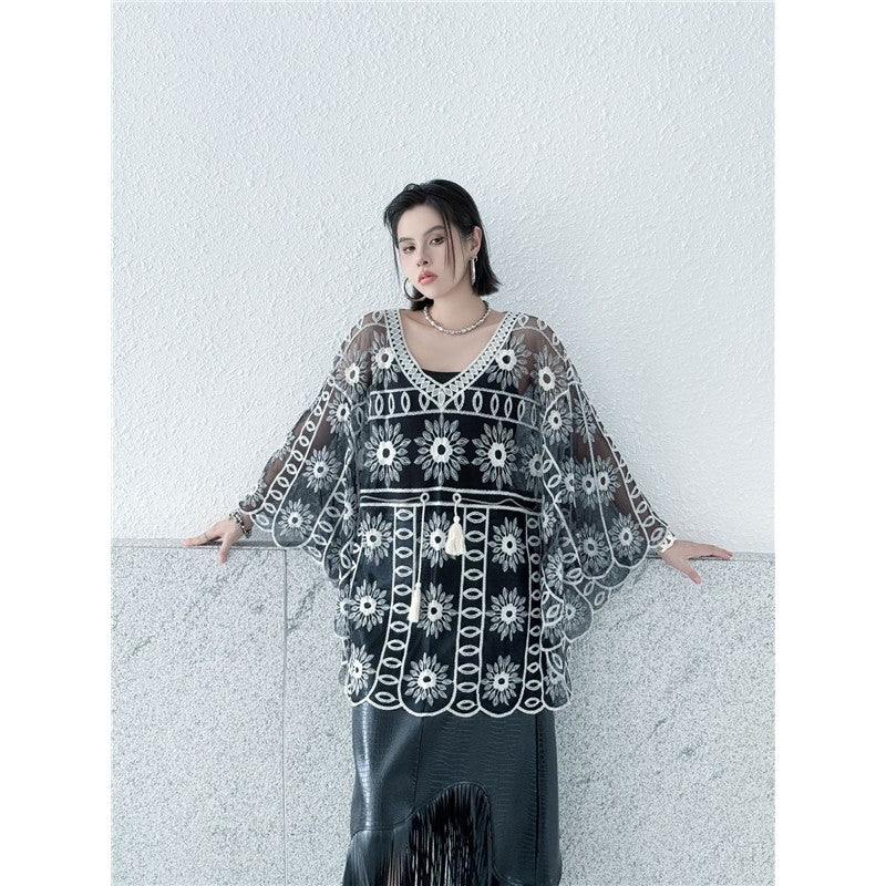 Ethnic Embroidered Hollow-Out Batwing Sleeve Lace Top - Loose, Lightweight, Versatile V-Neck Outerwear For Women