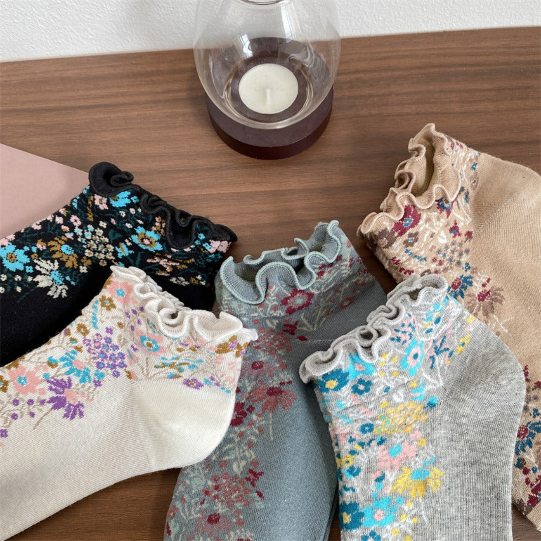 Rufia - Floral Ruffle Trim Ankle Socks