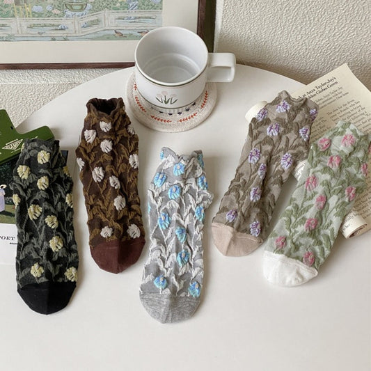 Rufia - Embossed 3D Floral Ankle Socks