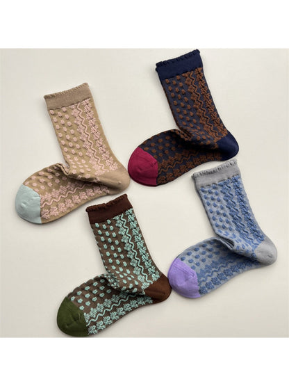 Rufia - Vintage Floral Embossed Socks