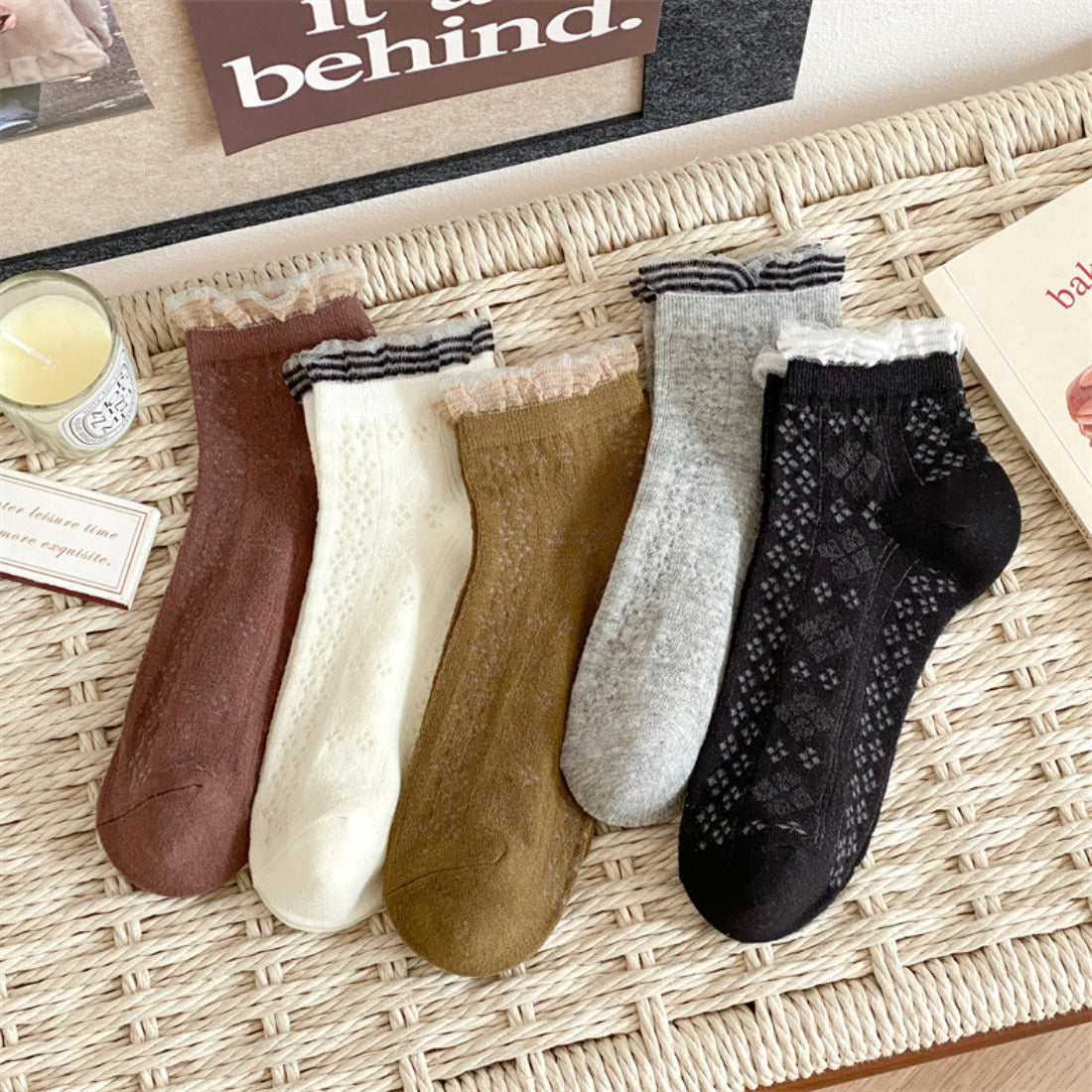 Rufia - Lace Trim Mesh Ankle Socks