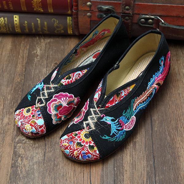 Phoenix Embroidered Old Peking Vintage Flat Shoes