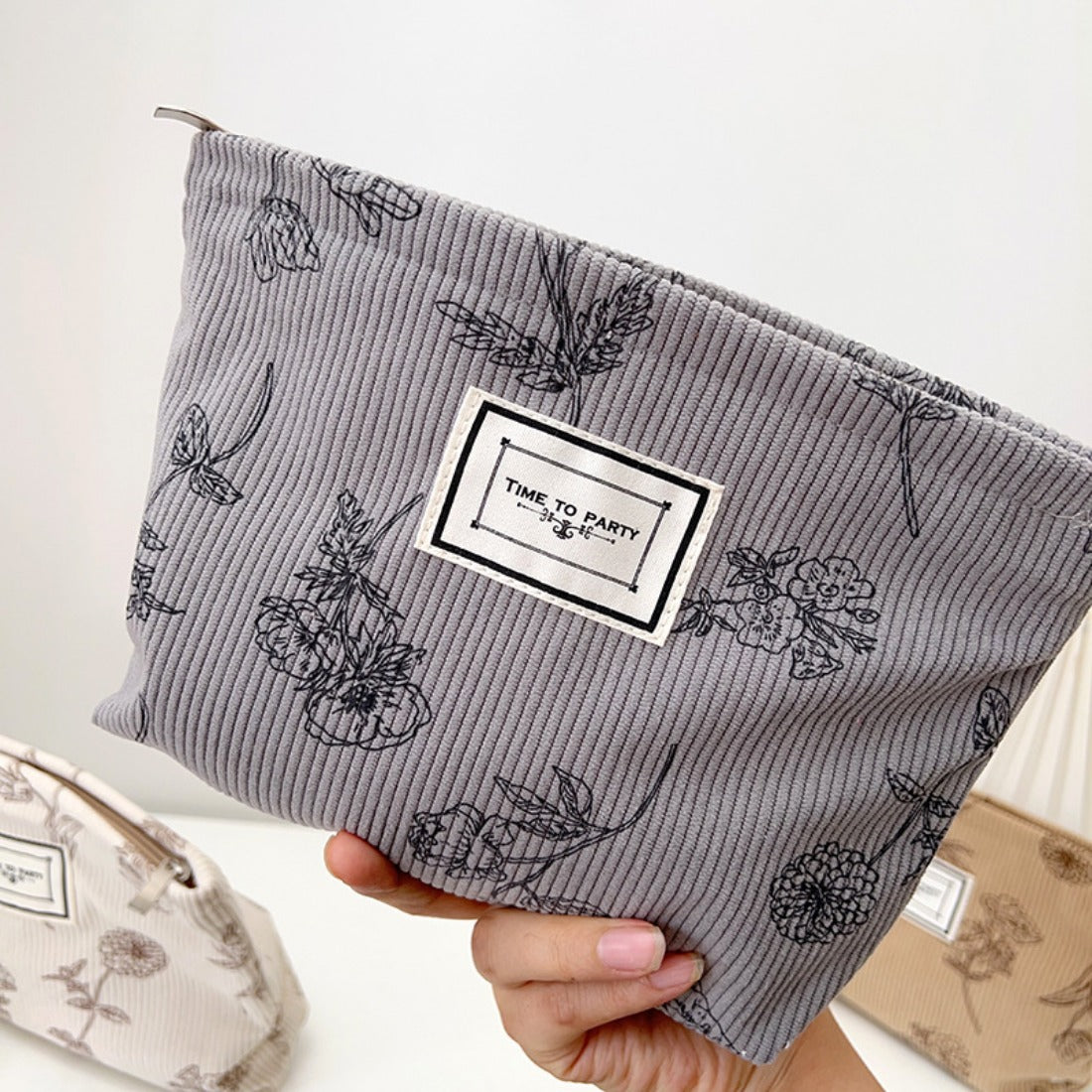 Cosbai - Floral Corduroy Portable Storage Bag