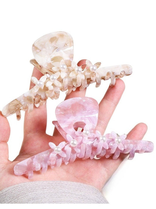 Clio - White-Beaded-Flower Hair Clip