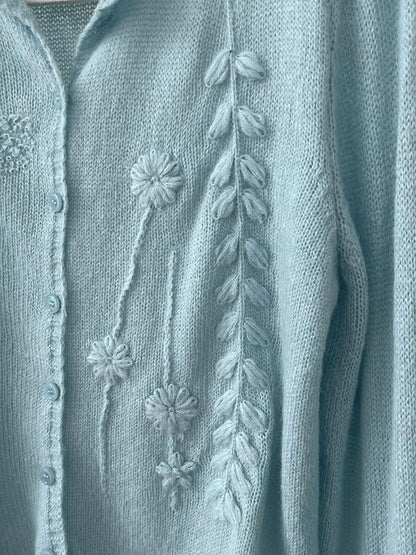 Crosa - Knitted Sweater Featuring Exquisite Embroidery