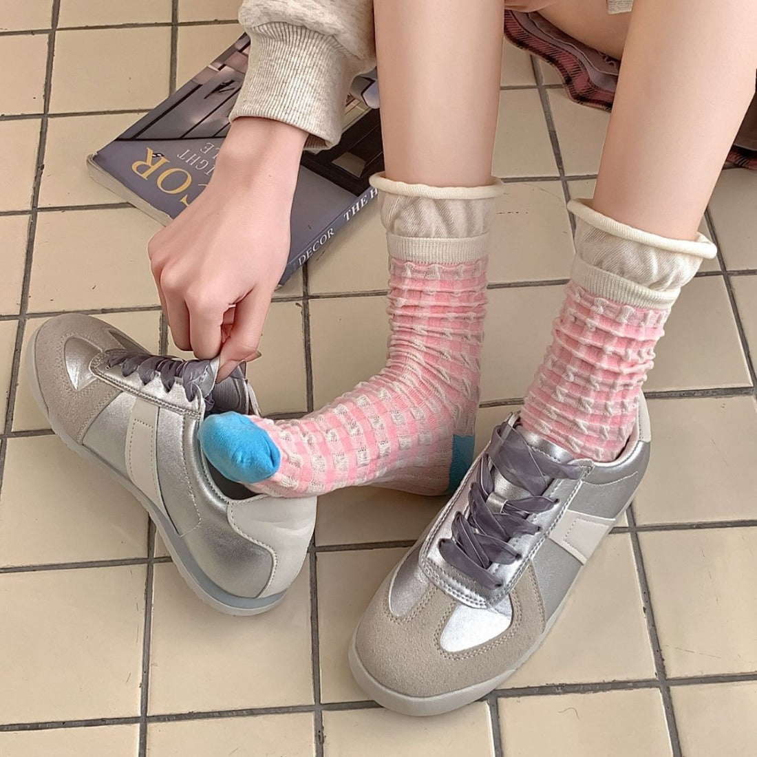Rufia - Candy-Colored Mesh Long Socks