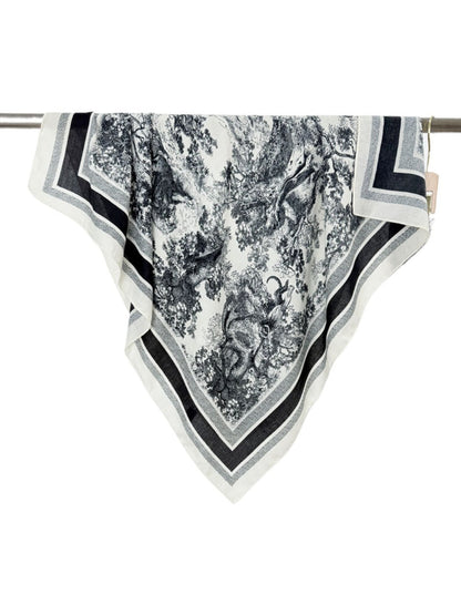 Scarvii - Jungle Print Square Scarf for Women