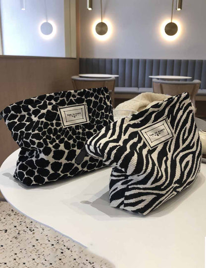 Leopard Print Large Capacity Makeup Bag
