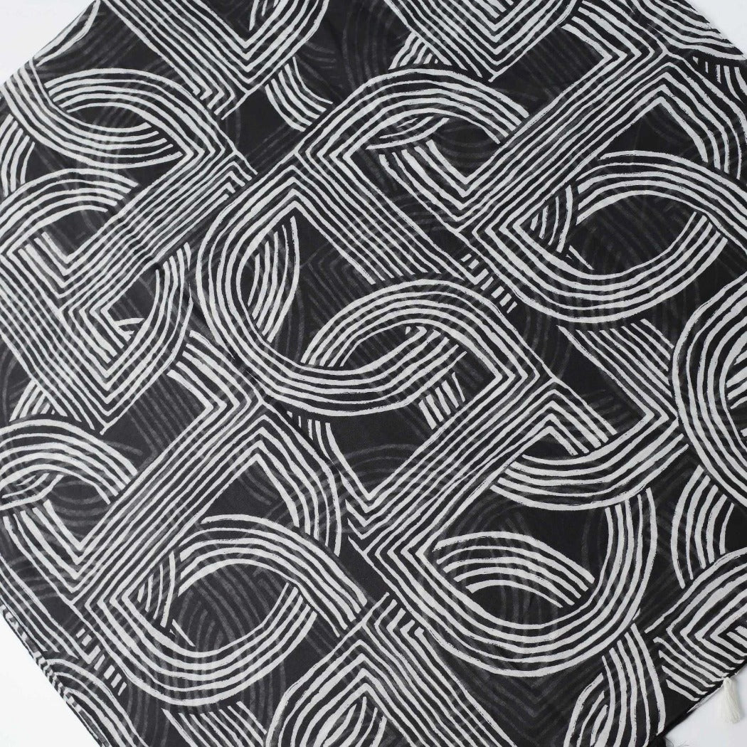 Scarvii - Striped Print Solid Scarf – Classic &amp; Stylish