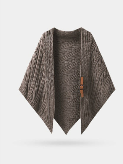 Scarvii - Classic Knitted Triangle Shawl as Outer Accessory