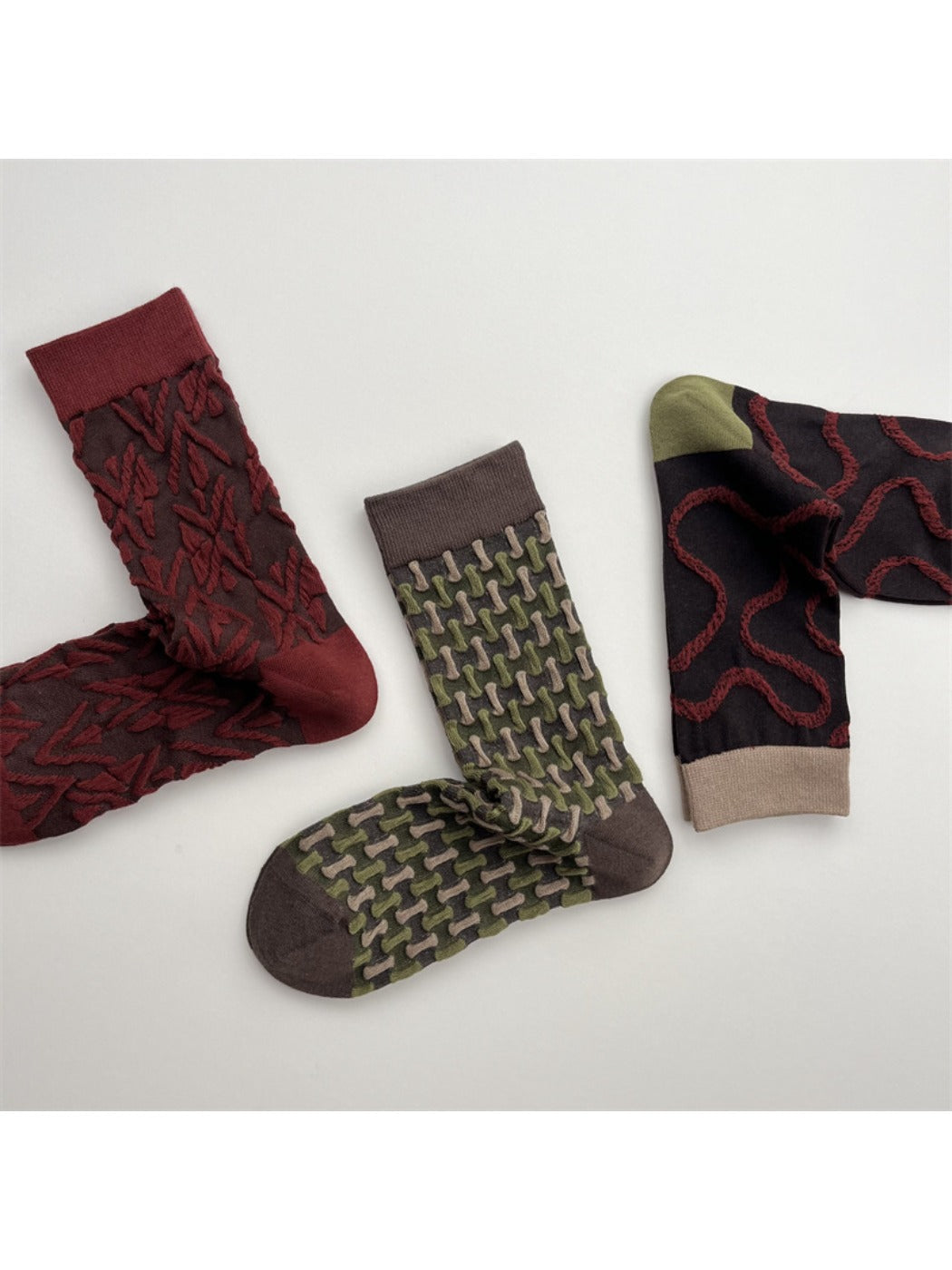 Rufia - Geometric Pattern Color-Block Mid-Crew Socks