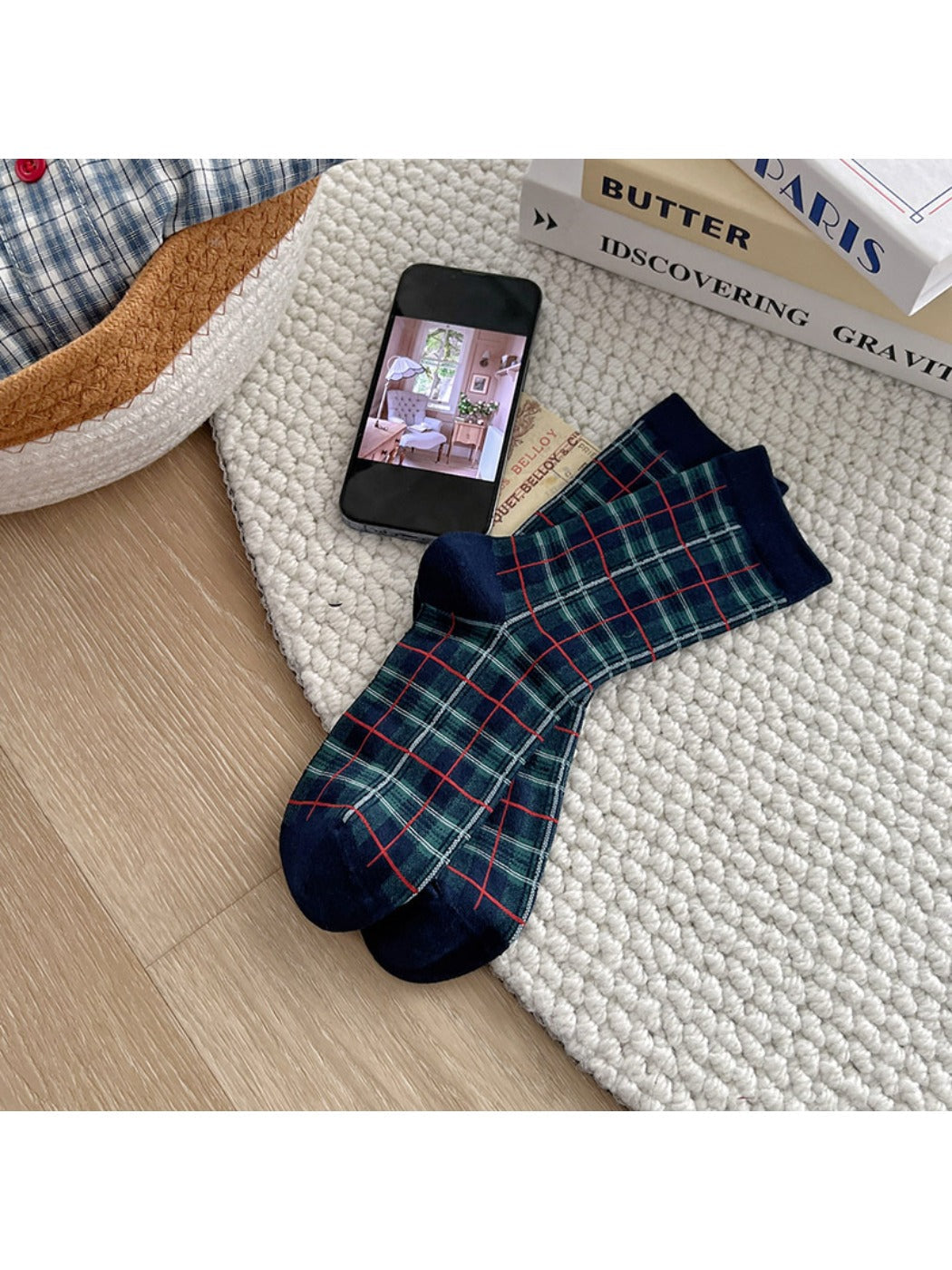 Rufia - Mid-Calf Capsule Socks with Plaid Patterns