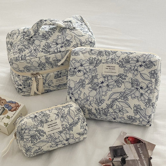 Simple Flower Print Simple Make Up Bag