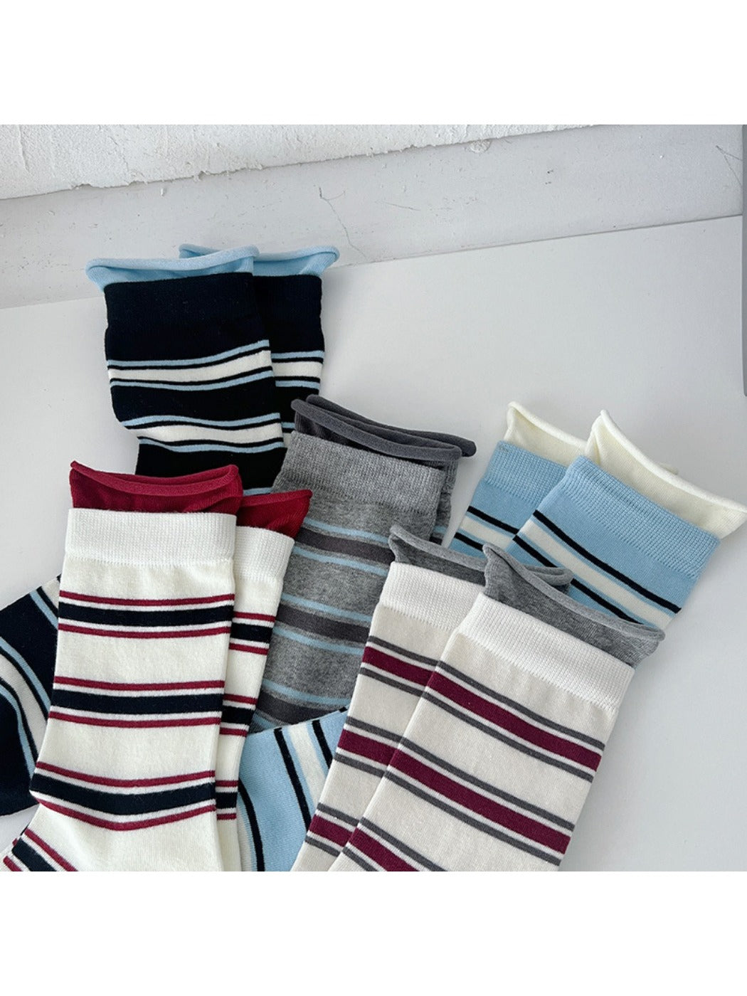 Rufia - Color-Block Crew Socks - Trendy &amp; Seamless