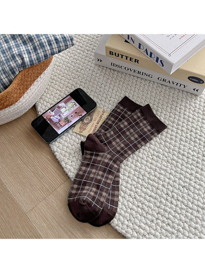 Rufia - Mid-Calf Capsule Socks with Plaid Patterns