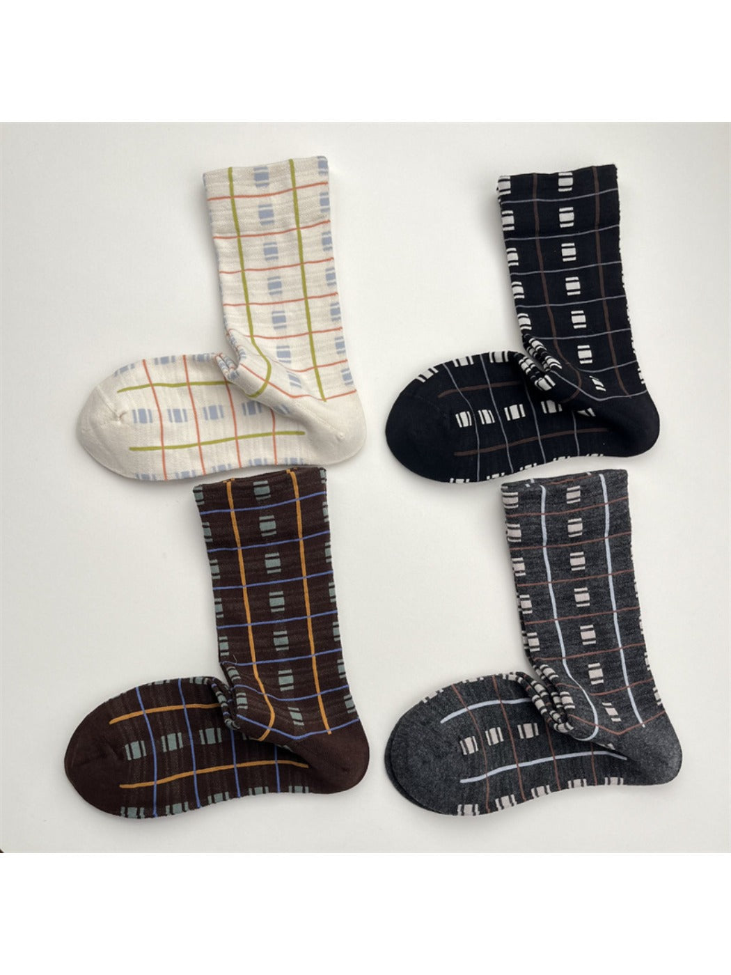 Rufia - Retro Mid-calf Socks with Line and Block Patterns