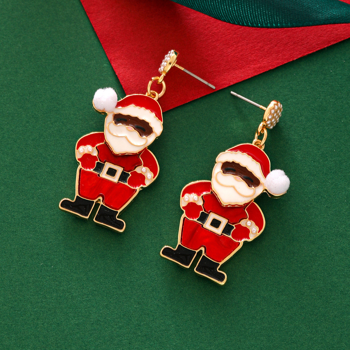 Christmas Cartoon Alloy Santa Claus Earrings Gold