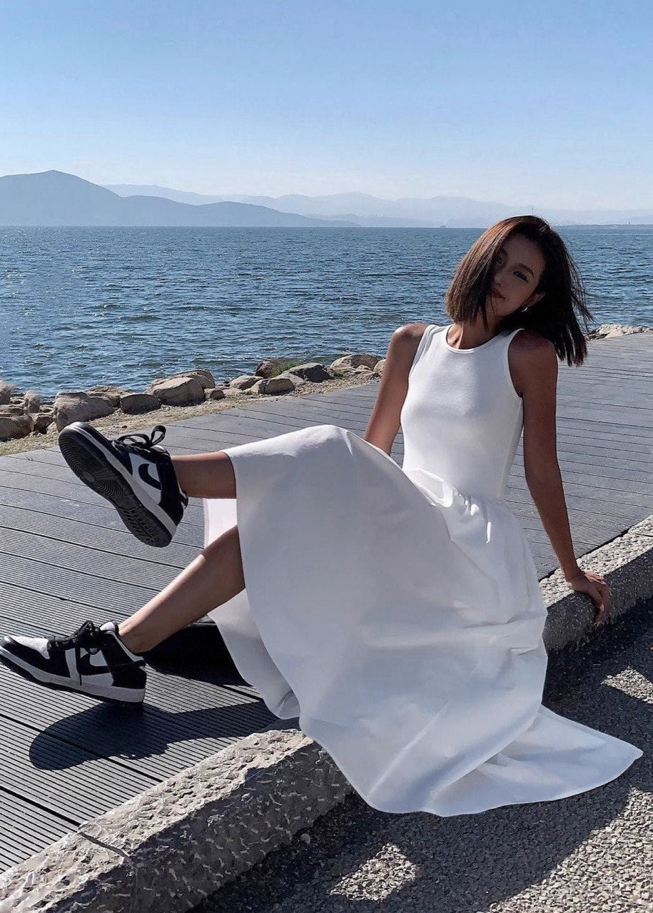 Flowy Maxi Dress White Sleeveless Lightweight Fabric