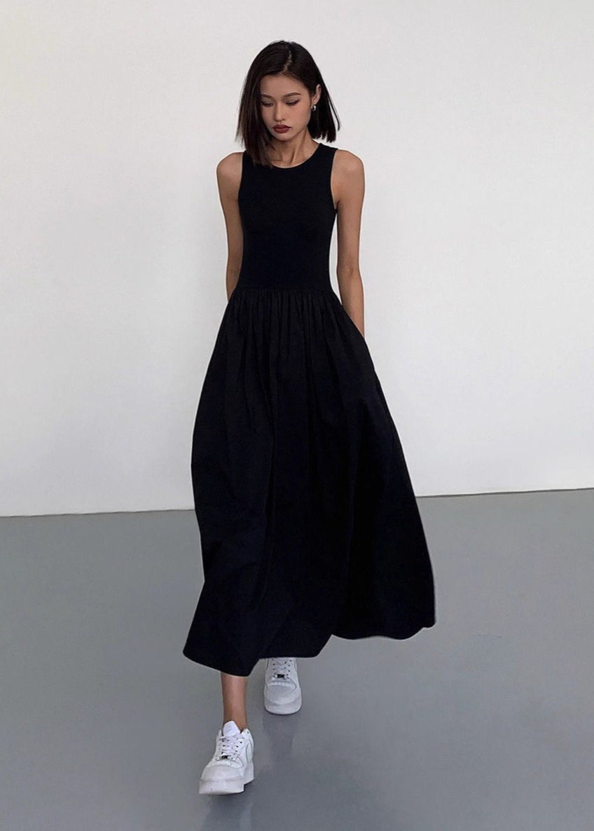 Flowy Maxi Dress White Sleeveless Lightweight Fabric