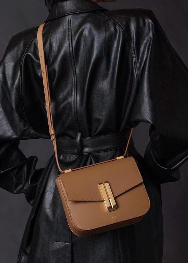 Structured Black Leather Shoulder Bag With Gold Clasp