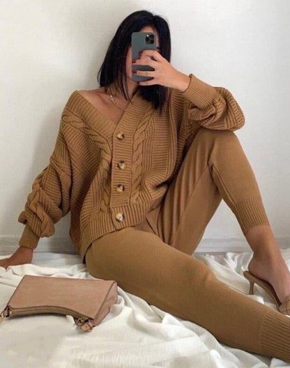 Varvara Cardigan & Pants Set